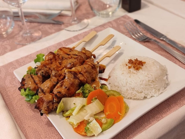 Le Borobudur Sate Ayam